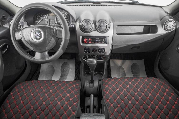 Renault Logan 7 из 18