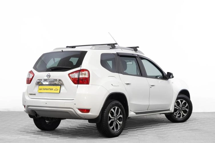 Nissan Terrano 4 из 6