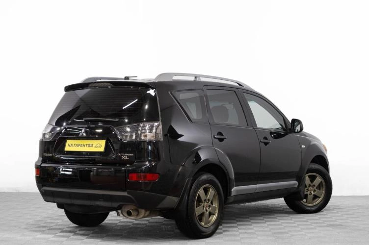 Mitsubishi Outlander 4 из 6