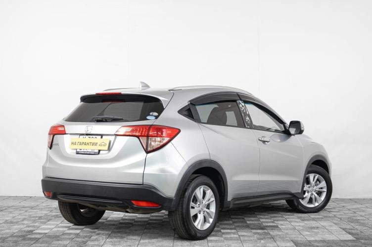 Honda Vezel 6 из 6