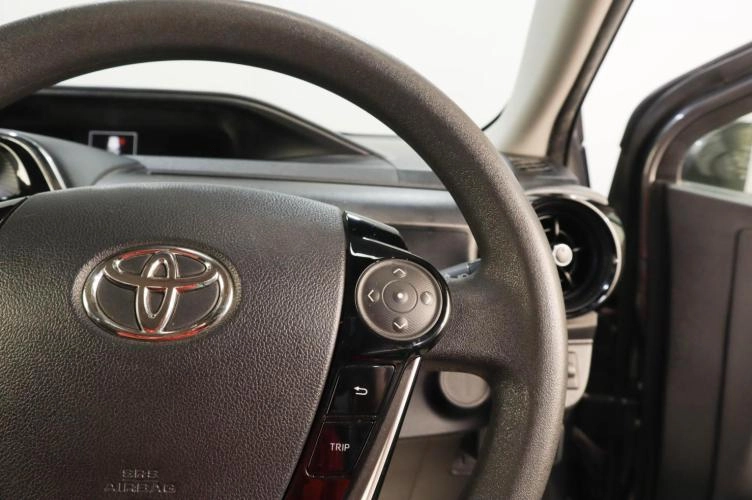 Toyota Aqua 12 из 17