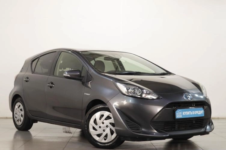 Toyota Aqua 1 из 6