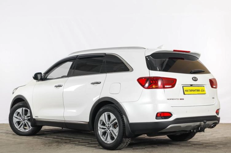KIA Sorento Prime 4 из 6
