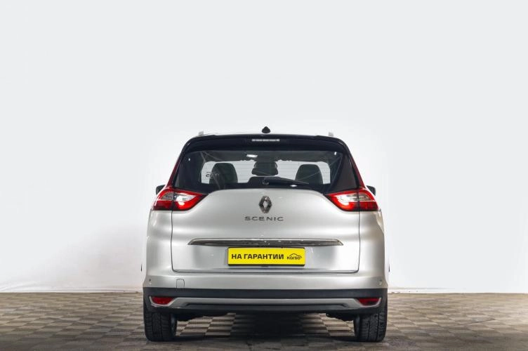Renault Scenic 5 из 6