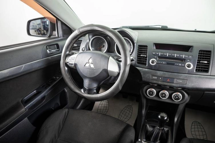 Mitsubishi Lancer 11 из 21