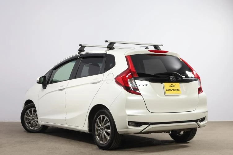 Honda Fit 4 из 6