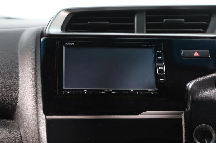 Honda Fit 10 из 17