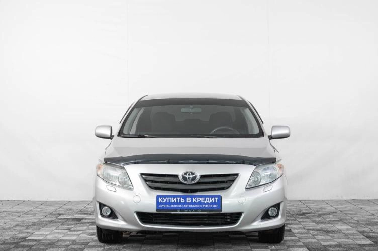 Toyota Corolla 2 из 6