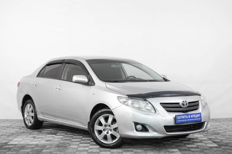 Toyota Corolla 1 из 6