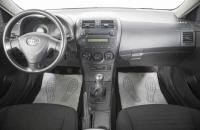 Toyota Corolla 13 из 18