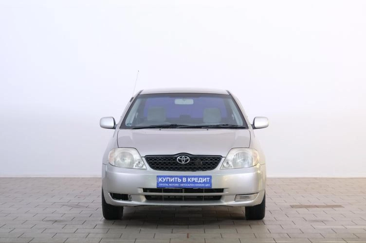 Toyota Corolla 2 из 6