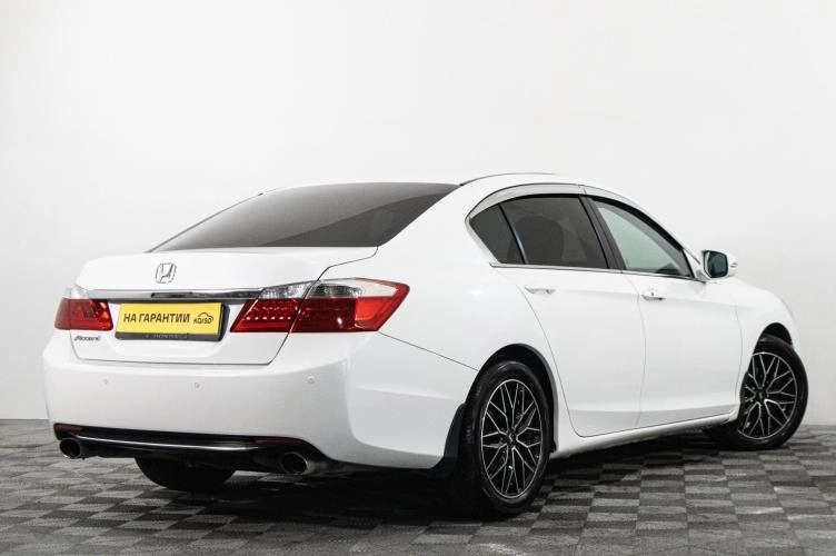 Honda Accord 6 из 6