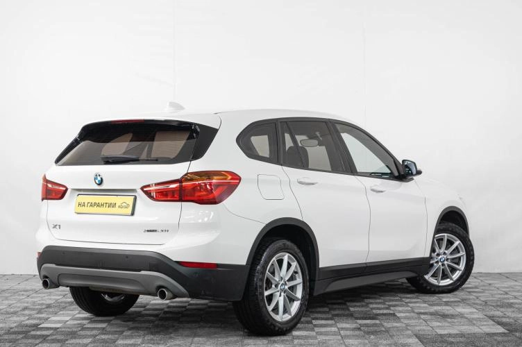 BMW X1 6 из 6