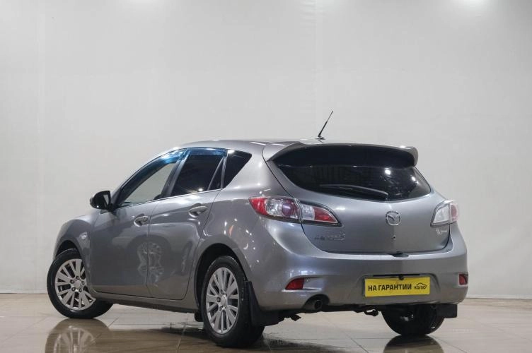 Mazda 3 4 из 6