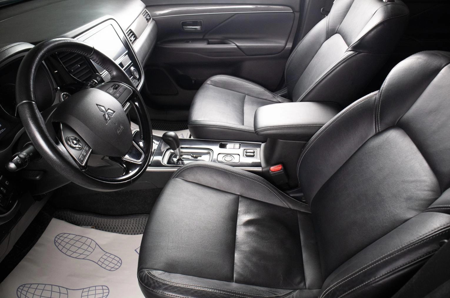 Mitsubishi Outlander 18 из 21