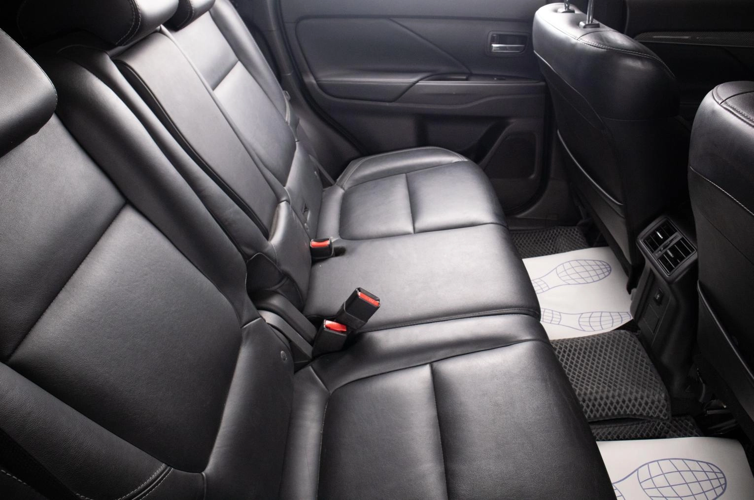 Mitsubishi Outlander 20 из 21