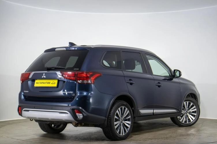 Mitsubishi Outlander 4 из 6