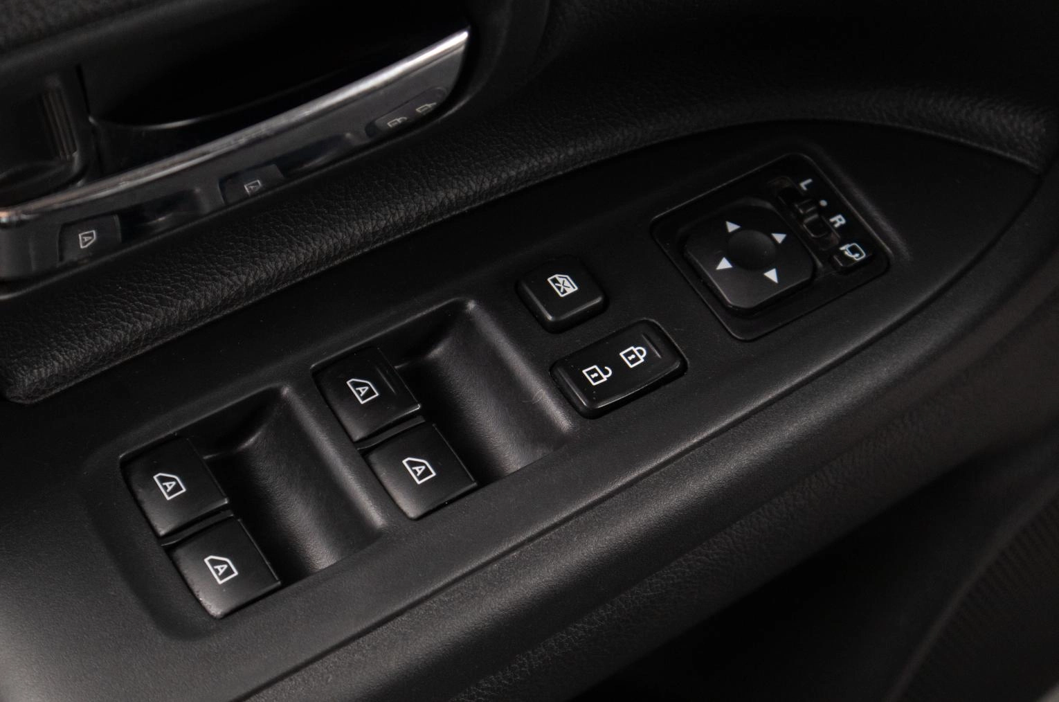 Mitsubishi Outlander 17 из 21