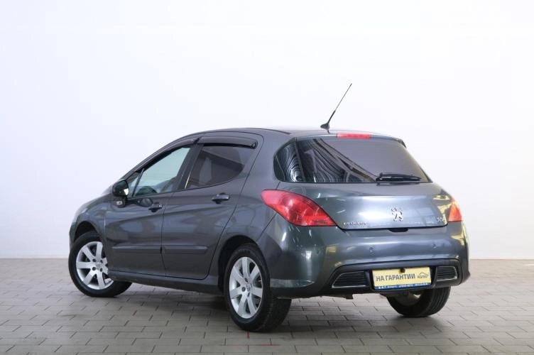 Peugeot 308 4 из 6