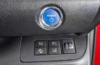 Toyota Sienta 13 из 28
