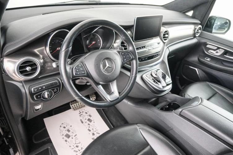 Mercedes-Benz V-класс 8 из 22