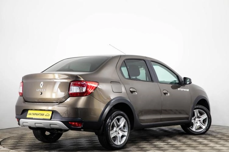 Renault Logan Stepway 4 из 6