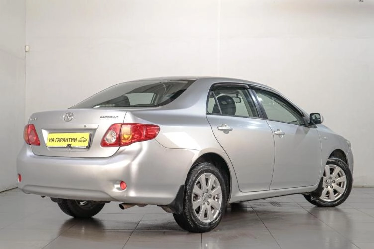 Toyota Corolla 6 из 6