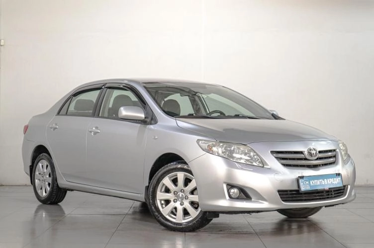 Toyota Corolla 1 из 6