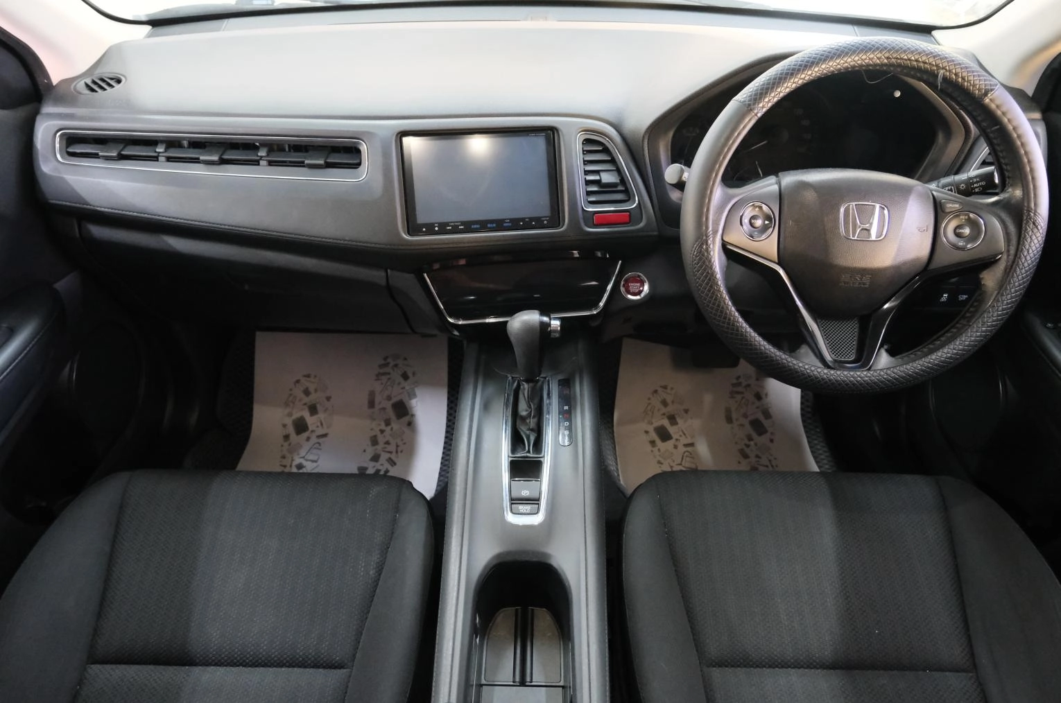 Honda Vezel 12 из 19