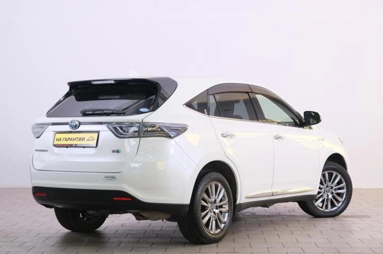 Toyota Harrier 6 из 6