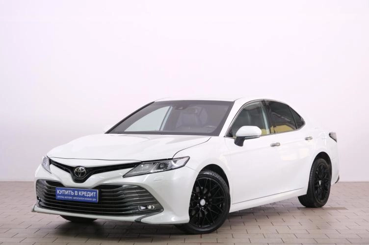 Toyota Camry 3 из 6