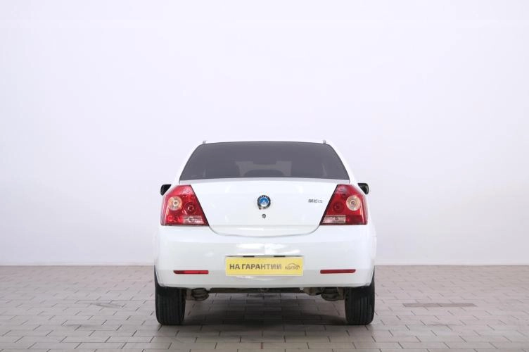 Geely MK 5 из 6