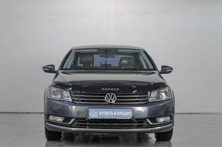 Volkswagen Passat 2 из 6