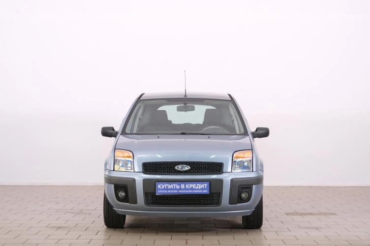 Ford Fusion 2 из 6