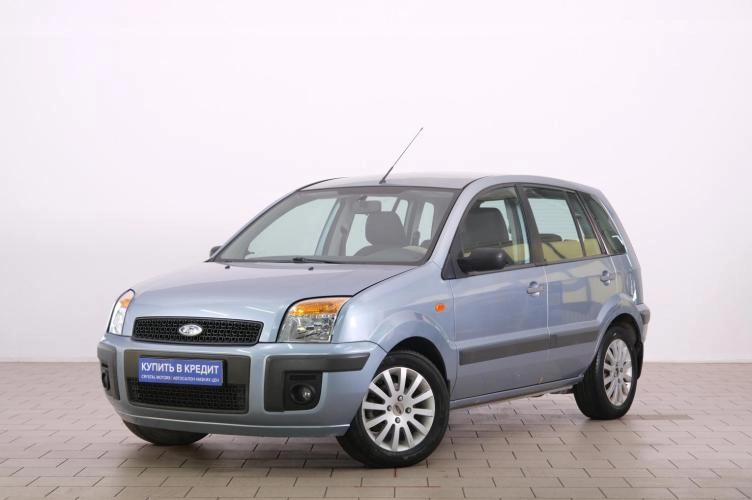 Ford Fusion 3 из 6