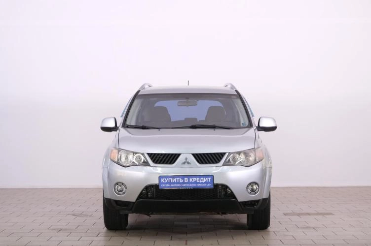 Mitsubishi Outlander 2 из 6