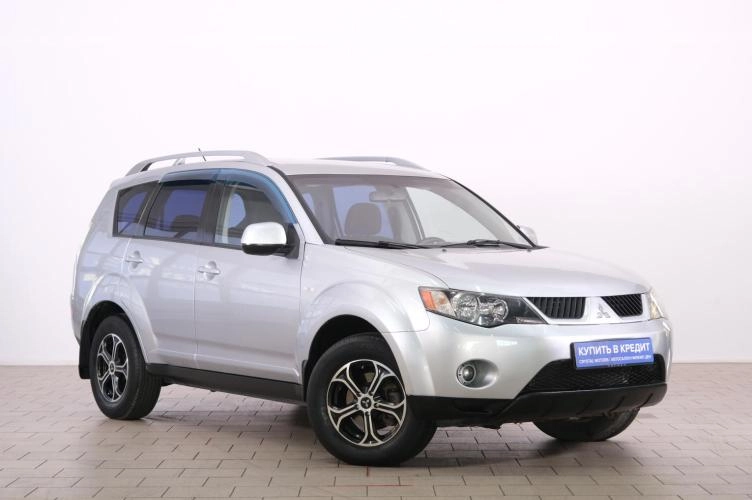 Mitsubishi Outlander 1 из 6