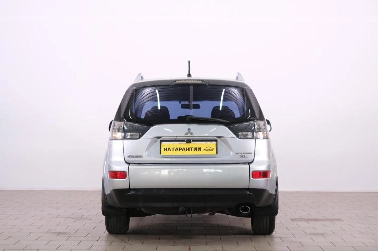 Mitsubishi Outlander 5 из 6