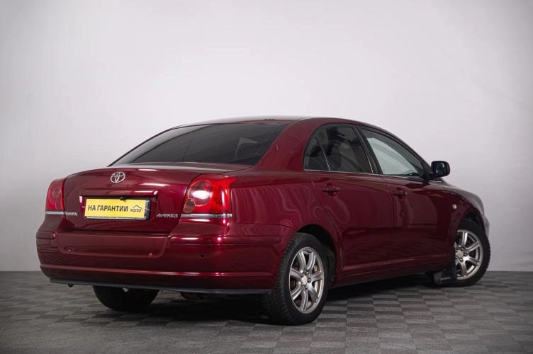Toyota Avensis 6 из 6