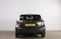 Toyota Aqua 5 из 17