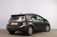 Toyota Aqua 6 из 17