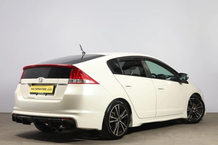 Honda Insight 6 из 6