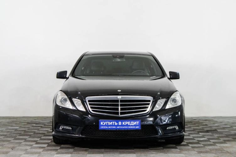Mercedes-Benz E-класс 2 из 6