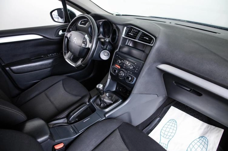 Citroen C4 10 из 21
