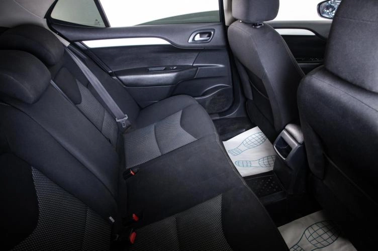 Citroen C4 9 из 21