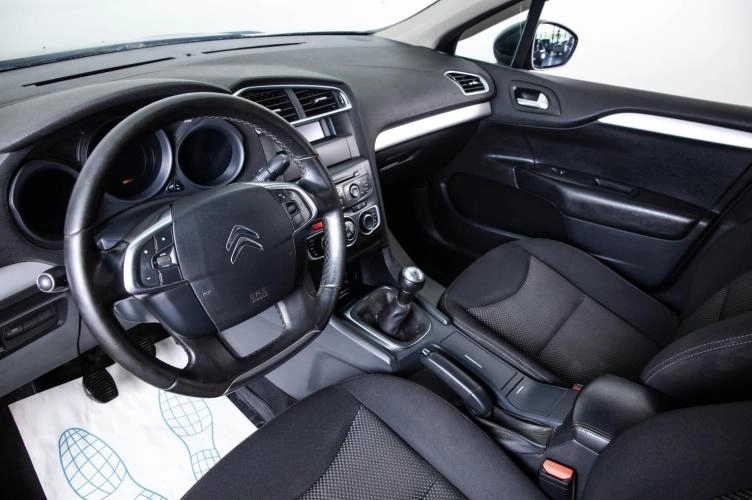 Citroen C4 7 из 21