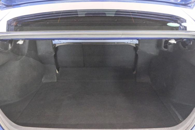 Toyota Camry 21 из 21