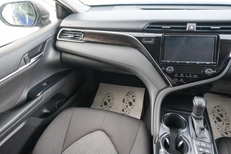 Toyota Camry 11 из 21