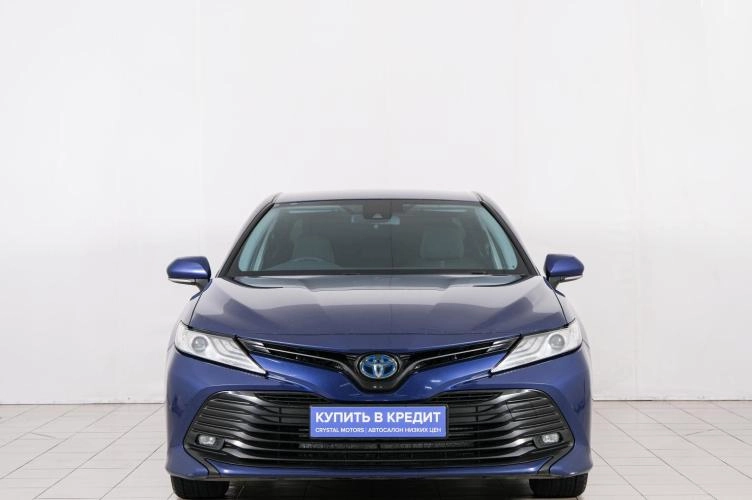 Toyota Camry 2 из 6