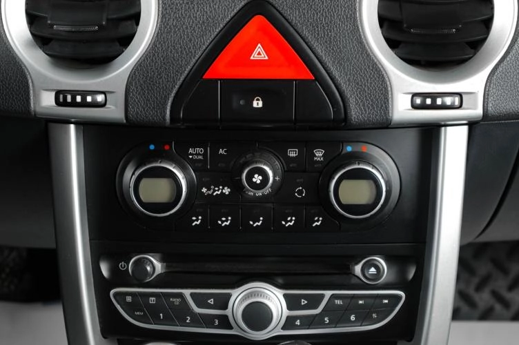 Renault Koleos 16 из 21